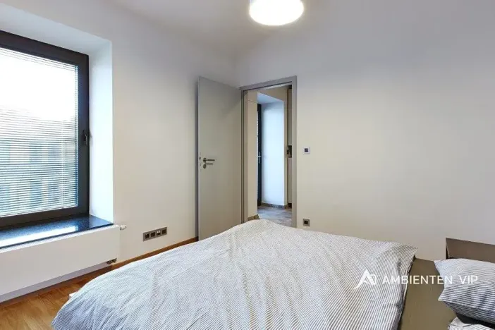 Pronájem bytu 2+kk, Brno, Jakubská, 69 m2