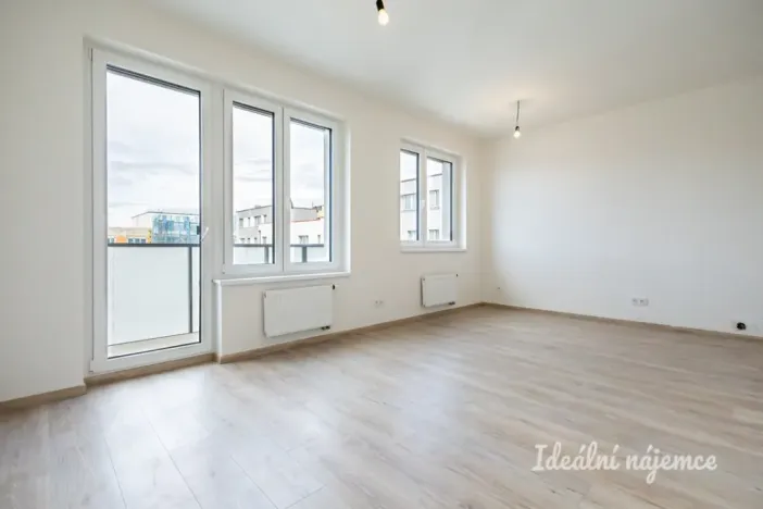 Pronájem bytu 1+kk, Praha - Hostivař, Arnošta Staňka, 34 m2