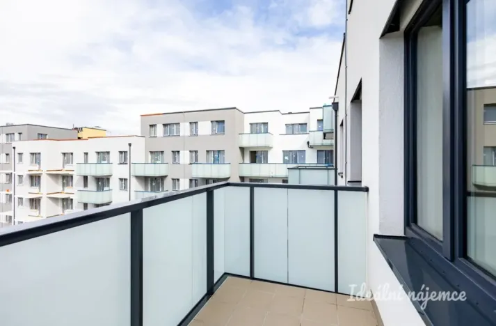 Pronájem bytu 1+kk, Praha - Hostivař, Arnošta Staňka, 34 m2