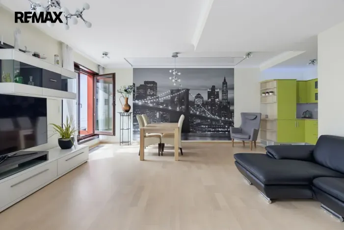 Prodej bytu 4+kk, Karlovy Vary, Libušina, 171 m2