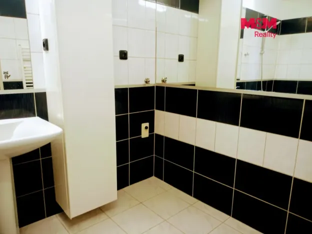 Pronájem bytu 3+kk, Strakonice - Strakonice II, Stavbařů, 81 m2