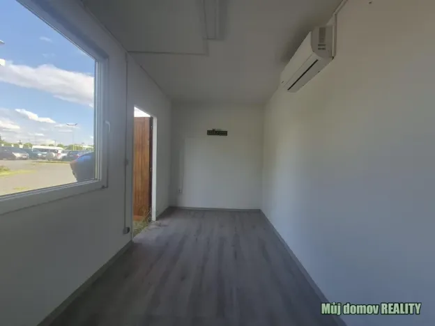 Pronájem komerční nemovitosti, Praha - Čakovice, Kostelecká, 500 m2