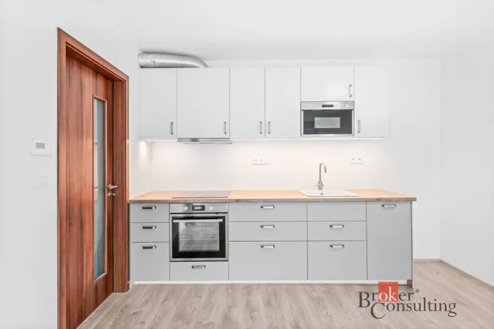 Pronájem bytu 2+kk, Hořovice, Kopřivová, 56 m2
