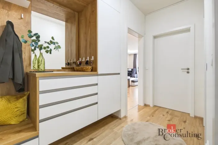 Pronájem bytu 2+kk, Pardubice - Zelené Předměstí, Boženy Vikové-Kunětické, 58 m2