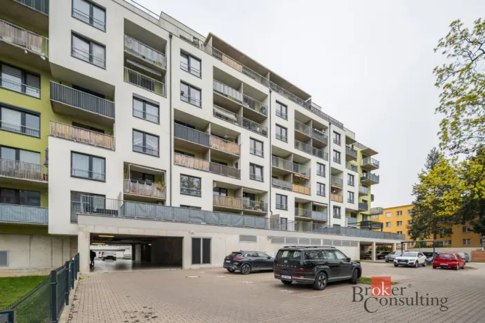 Pronájem bytu 2+kk, Pardubice - Zelené Předměstí, Boženy Vikové-Kunětické, 58 m2