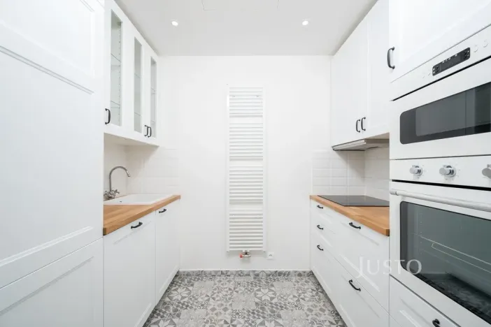 Pronájem bytu 2+1, Liberec, nám. Tržní, 68 m2