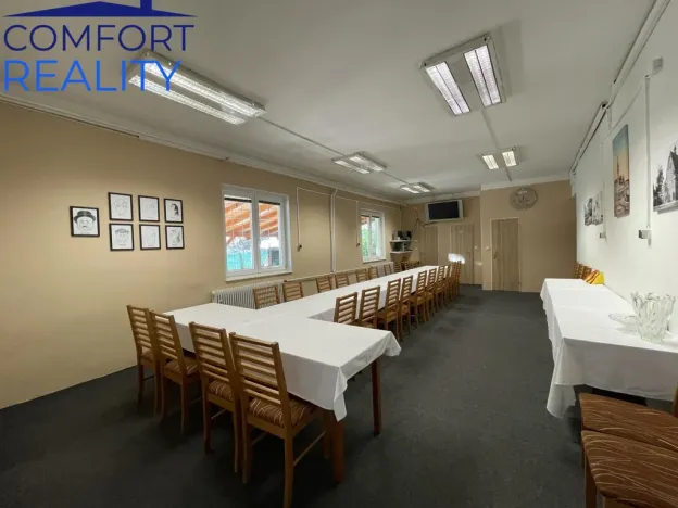Prodej skladu, Krnov - Pod Cvilínem, Blahoslavova, 2236 m2