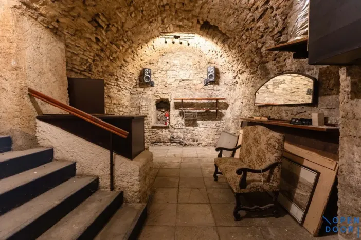 Pronájem obchodního prostoru, Praha - Staré Město, Liliová, 120 m2