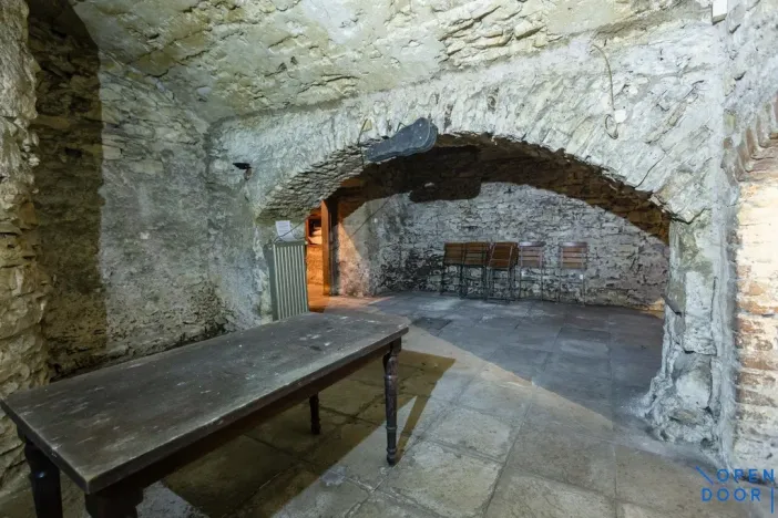 Pronájem obchodního prostoru, Praha - Staré Město, Liliová, 120 m2