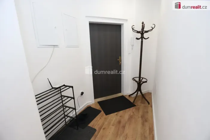 Prodej bytu 3+1, Cheb, Svatopluka Čecha, 87 m2