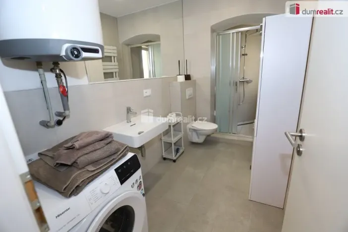 Prodej bytu 3+1, Cheb, Svatopluka Čecha, 87 m2