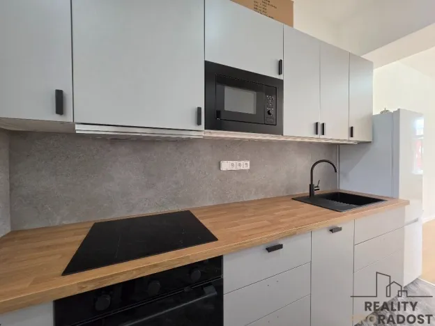 Pronájem bytu 2+1, Praha - Žižkov, Milíčova, 53 m2