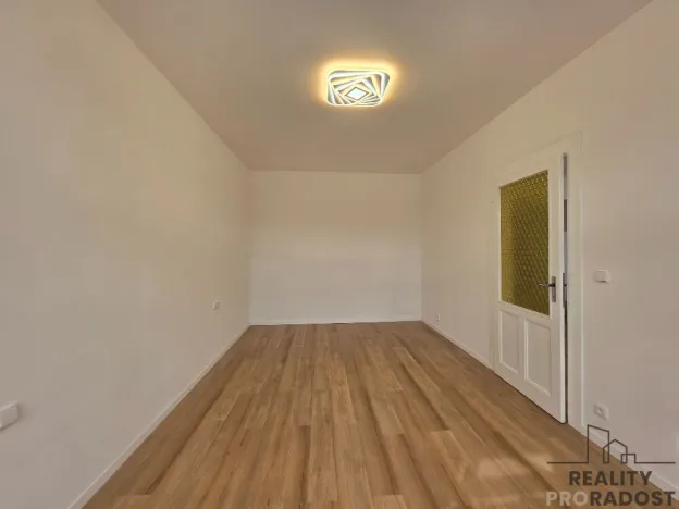 Pronájem bytu 2+1, Praha - Žižkov, Milíčova, 53 m2