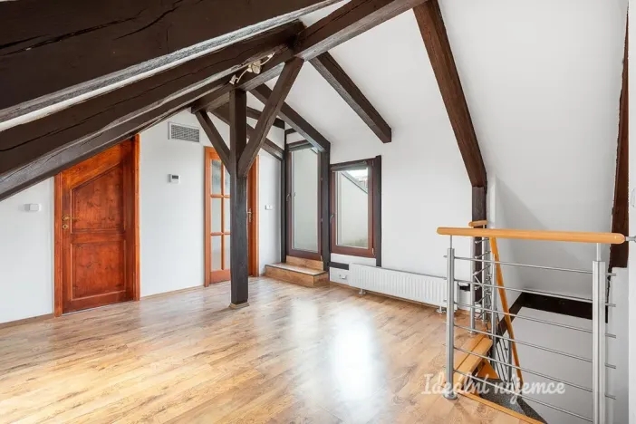Pronájem bytu 4+kk, Praha - Bubeneč, N. A. Někrasova, 127 m2