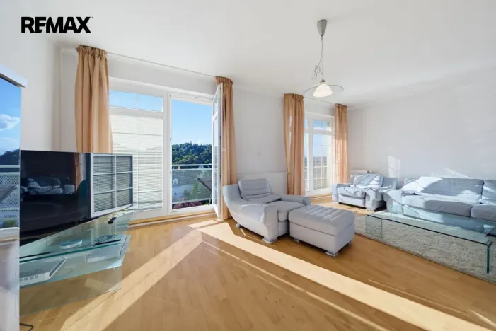 Prodej bytu 3+kk, Karlovy Vary, Raisova, 105 m2