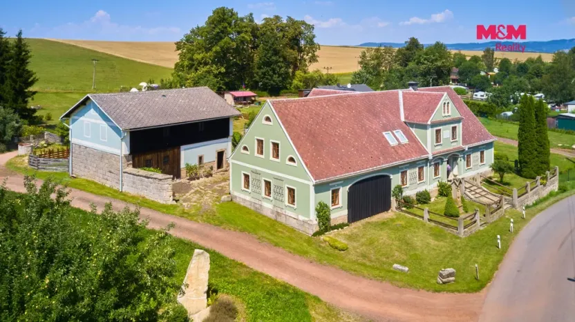 Prodej historického objektu, Božanov, 263 m2