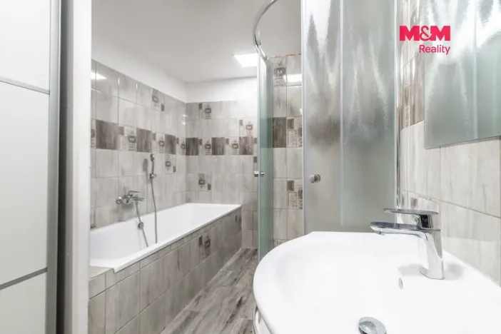 Prodej rodinného domu, Otrokovice - Kvítkovice, tř. Osvobození, 422 m2