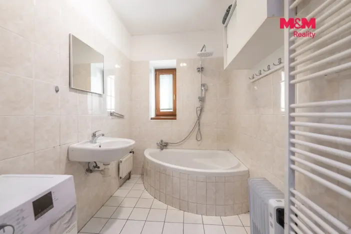 Prodej rodinného domu, Otrokovice - Kvítkovice, tř. Osvobození, 422 m2
