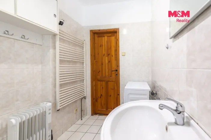 Prodej rodinného domu, Otrokovice - Kvítkovice, tř. Osvobození, 422 m2