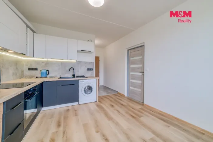 Pronájem bytu 1+1, Cheb, Mírová, 35 m2
