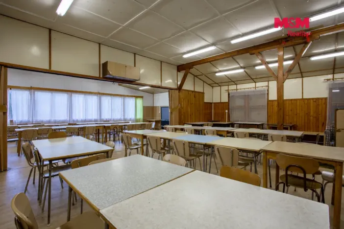 Prodej komerční nemovitosti, Bezdružice - Křivce, 1300 m2