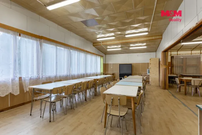 Prodej komerční nemovitosti, Bezdružice - Křivce, 1300 m2