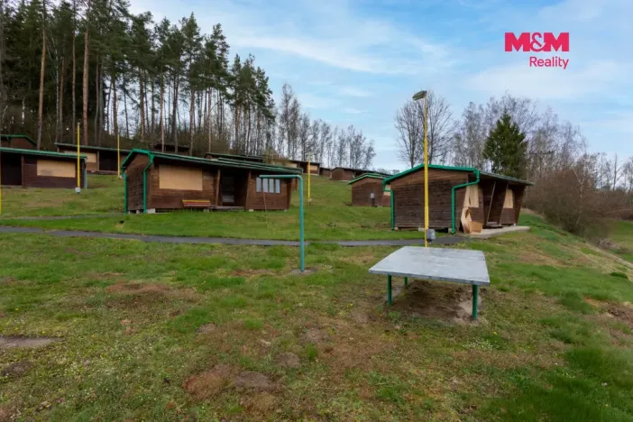 Prodej komerční nemovitosti, Bezdružice - Křivce, 1300 m2