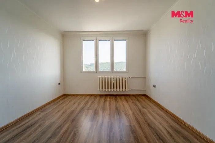 Pronájem bytu 3+1, Hrádek - Nová Huť, 1. máje, 67 m2