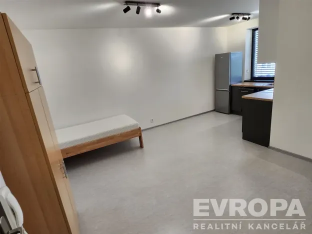 Pronájem bytu 1+kk, Havlíčkův Brod, Jihlavská, 25 m2