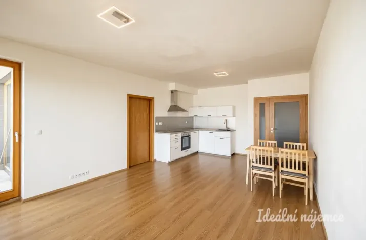 Pronájem bytu 2+kk, Praha - Modřany, Generála Šišky, 56 m2