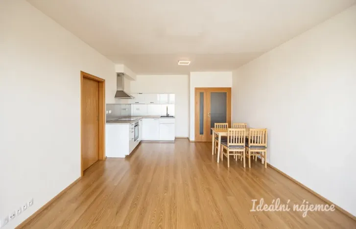 Pronájem bytu 2+kk, Praha - Modřany, Generála Šišky, 56 m2