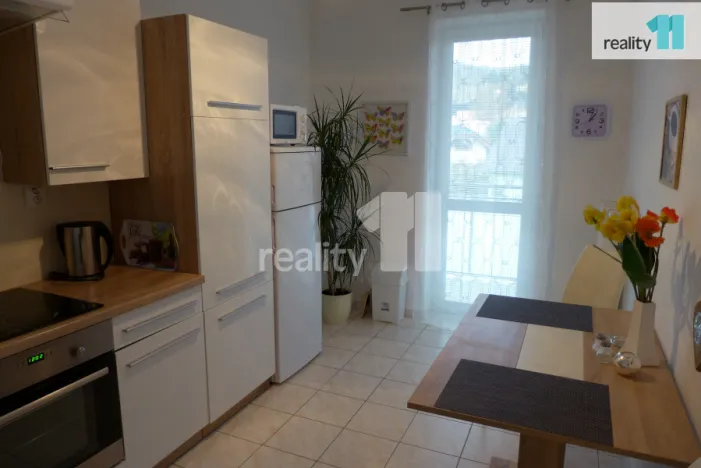 Prodej bytu 1+1, Karlovy Vary - Doubí, Spálená, 50 m2