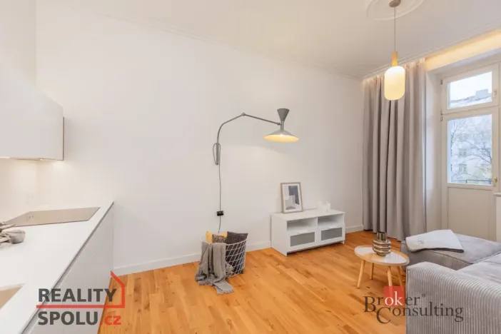 Prodej bytu 2+kk, Praha - Nusle, Jaromírova, 47 m2