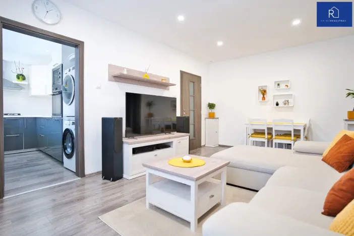 Prodej bytu 3+1, Šternberk, Nádražní, 74 m2