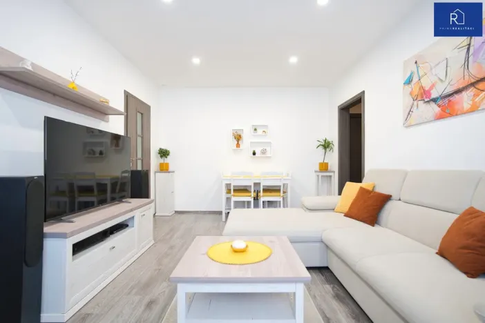 Prodej bytu 3+1, Šternberk, Nádražní, 74 m2