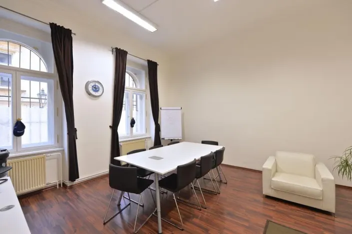 Pronájem kanceláře, Praha - Nové Město, Klimentská, 228 m2