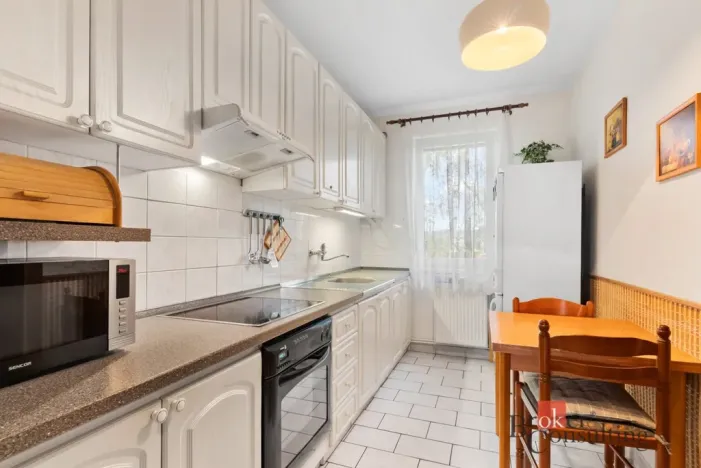 Prodej bytu 3+1, Dobrovice - Libichov, 77 m2