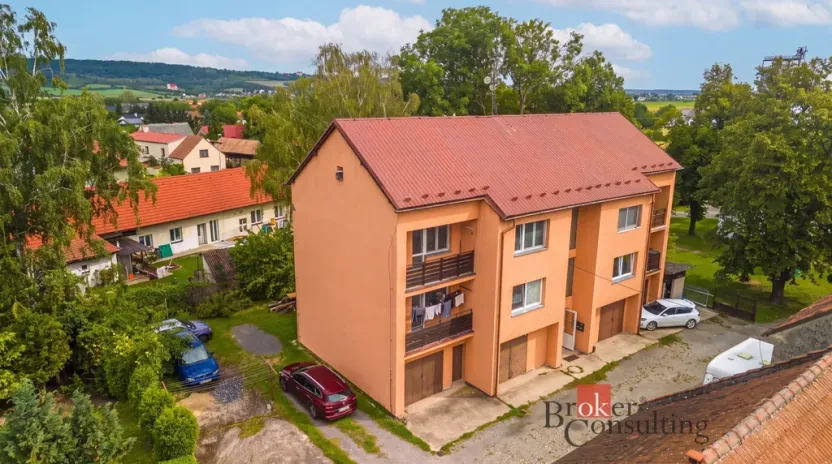 Prodej bytu 3+1, Dobrovice - Libichov, 77 m2