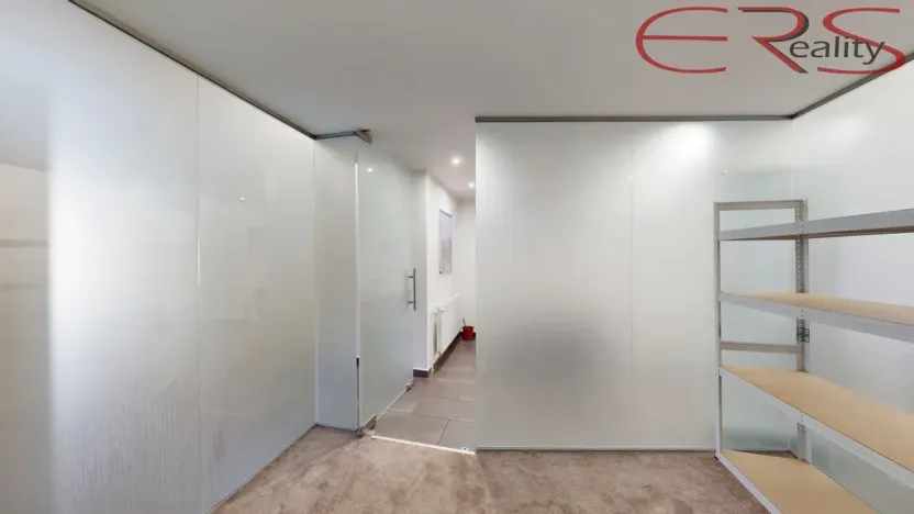 Pronájem obchodního prostoru, Jablonec nad Nisou, Lidická, 83 m2