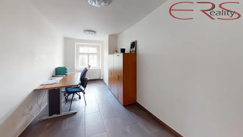 Pronájem obchodního prostoru, Jablonec nad Nisou, Lidická, 83 m2