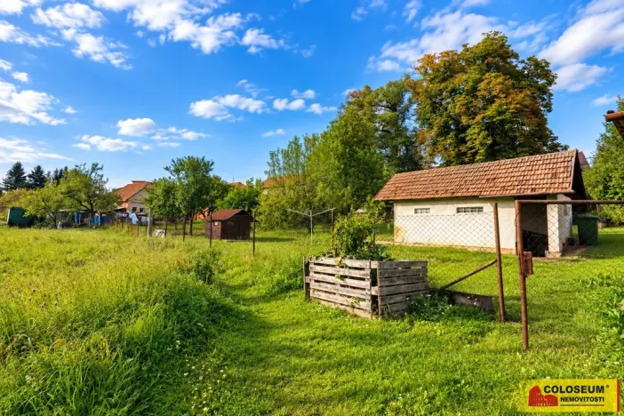 Prodej pozemku pro bydlení, Hostěnice, 2012 m2