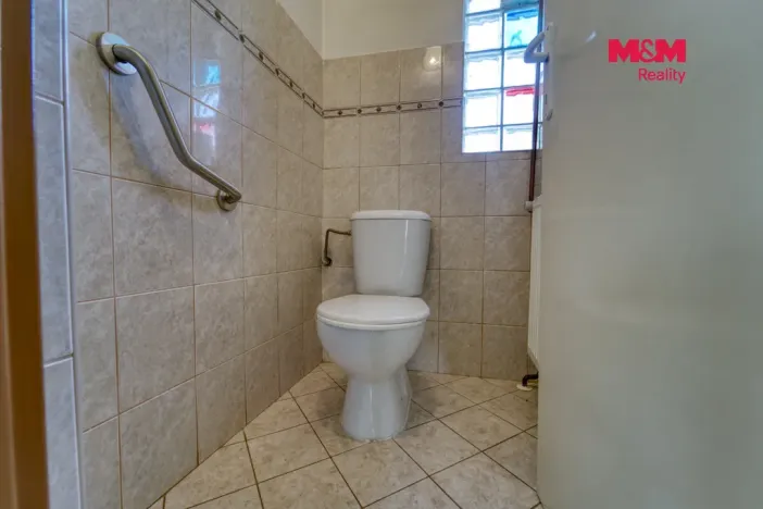 Prodej chalupy, Lubenec - Ležky, 170 m2