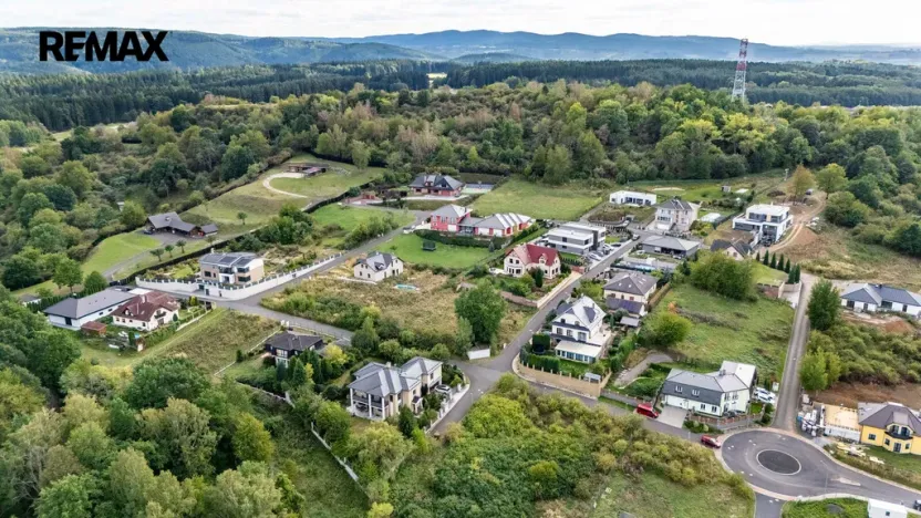 Prodej pozemku pro bydlení, Jenišov, 1432 m2