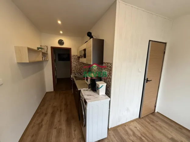 Prodej bytu 2+1, Teplice - Trnovany, Julia Payera, 67 m2