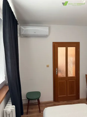 Pronájem bytu 1+1, Kyjov, Sídliště Zahradní, 33 m2