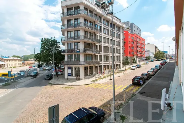 Pronájem bytu 2+kk, Praha - Nusle, Kloboučnická, 56 m2