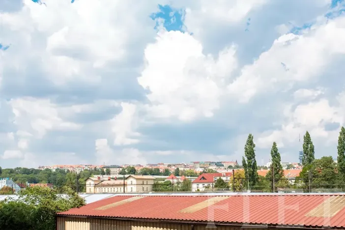 Pronájem bytu 2+kk, Praha - Nusle, Kloboučnická, 56 m2
