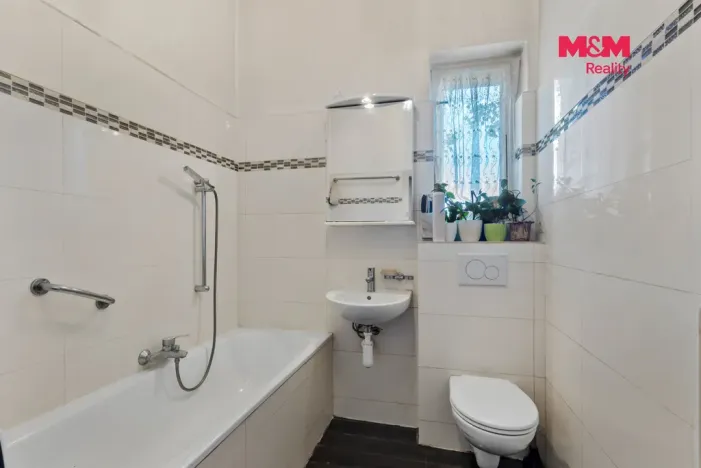 Prodej rodinného domu, Lučany nad Nisou, 210 m2