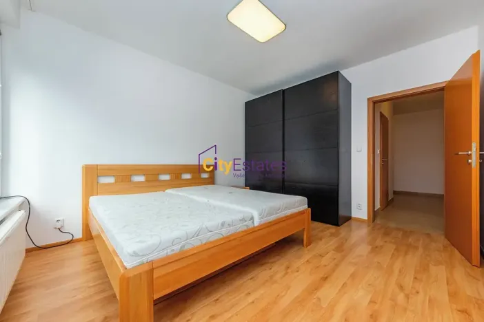 Prodej bytu 2+kk, Praha - Zličín, Sazovická, 61 m2