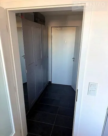 Prodej bytu 1+kk, Praha, Arnošta Staňka, 7769 m2